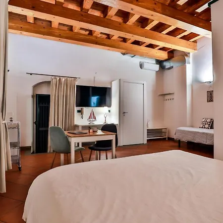 Diomede - Manfredi Homes&villas Bed & Breakfast