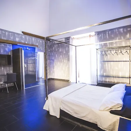 Bed & Breakfast Casa Manfredi Diomede 4*